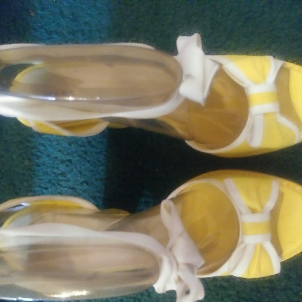 A Marc Jacob wedge